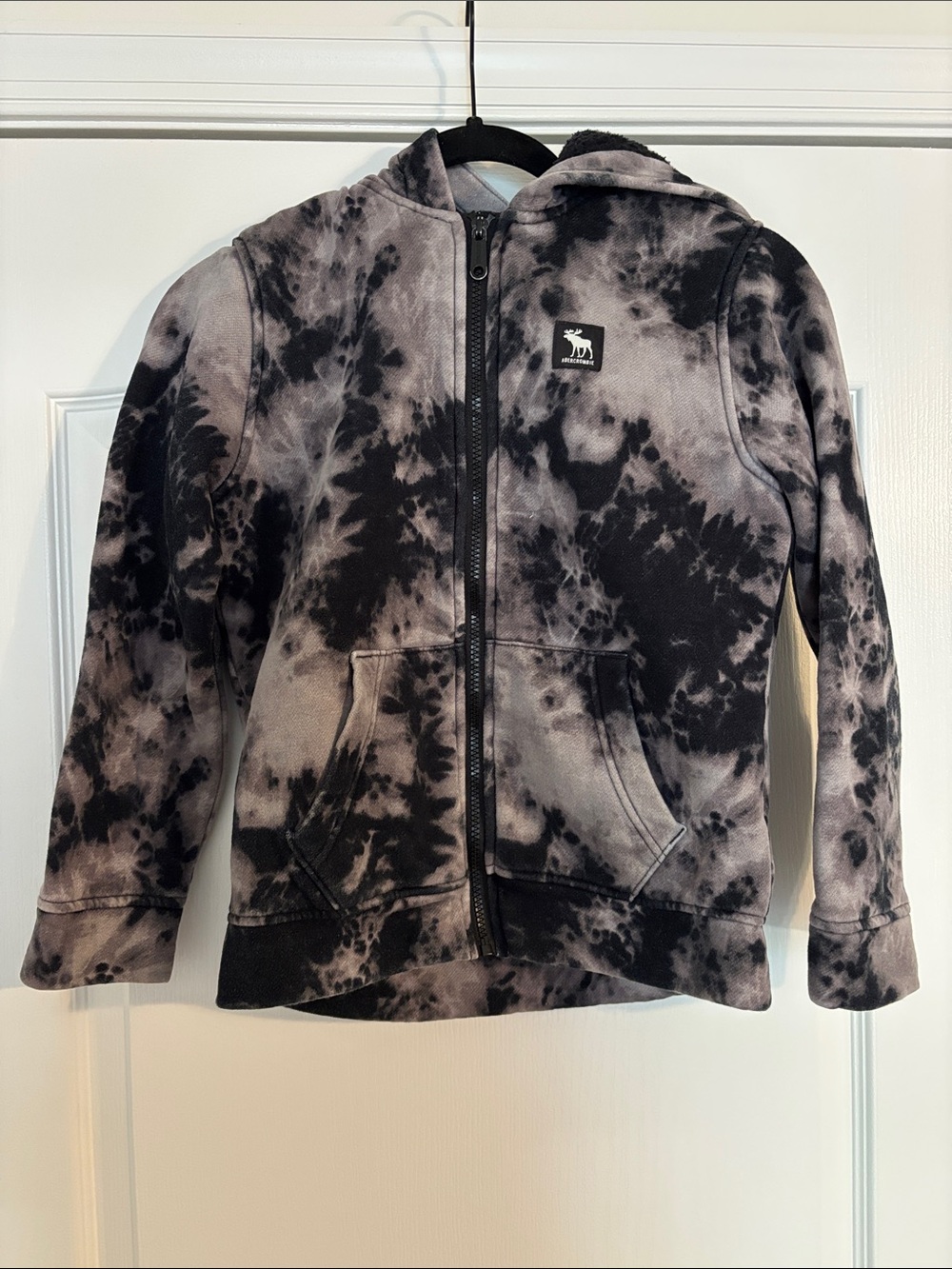 Abercrombie & Fitch Kids Black and Gray Tie-Dye Zip Hoodie